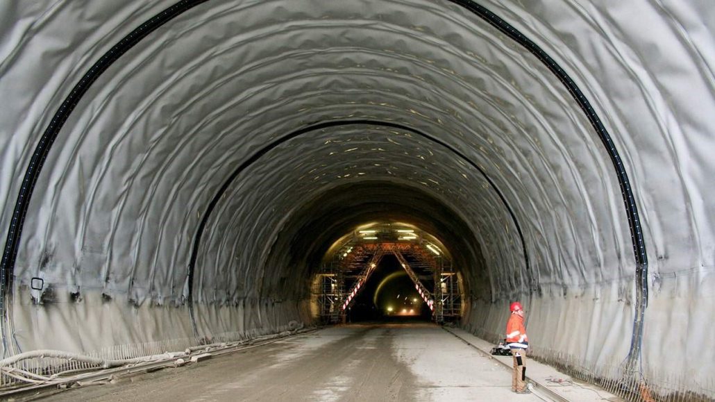 کاربرد ژئوتکستایل در تونل (در مسیر راه و مترو)